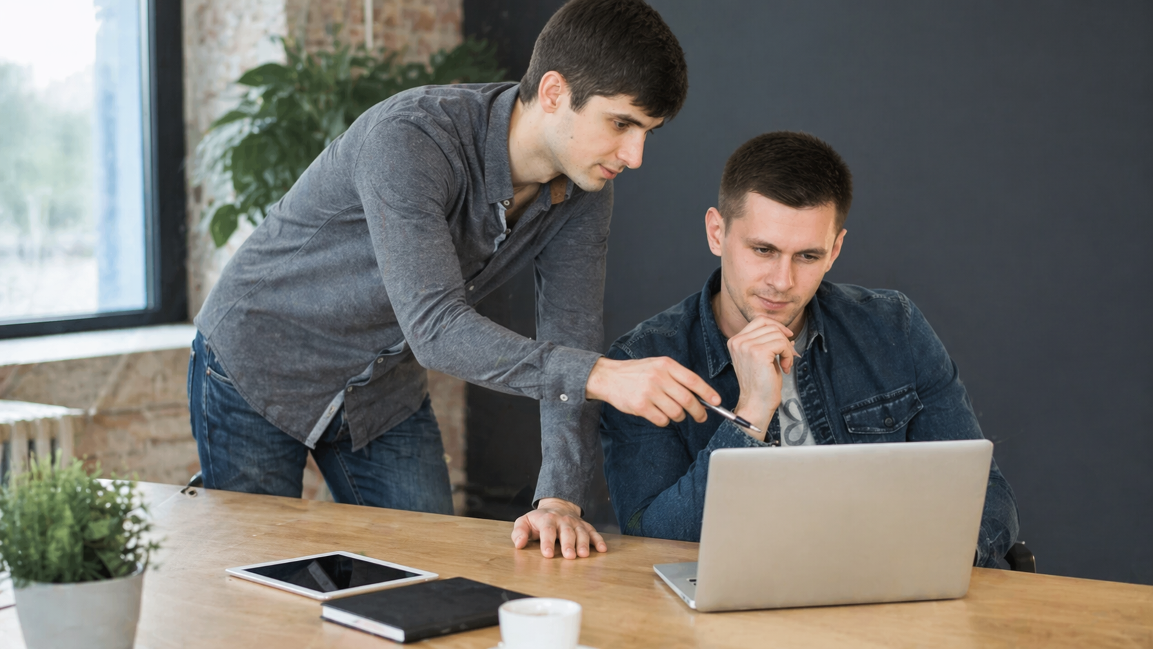 12 Moments That Prove Real Kindness Means Showing Up for People Nobody Else Showed Up For