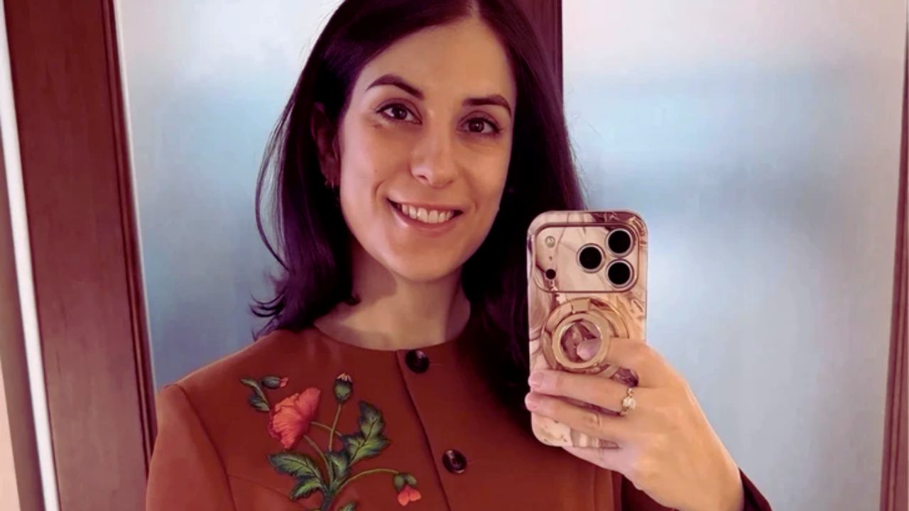 all-beige felt too plain