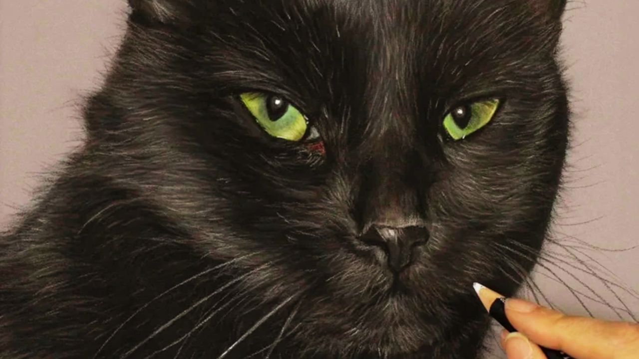 sculpture of a couple